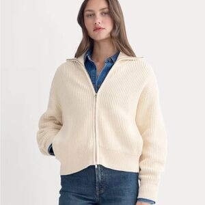 Everlane Full-Zip Sweater in Everyday Cotton in canvas size M